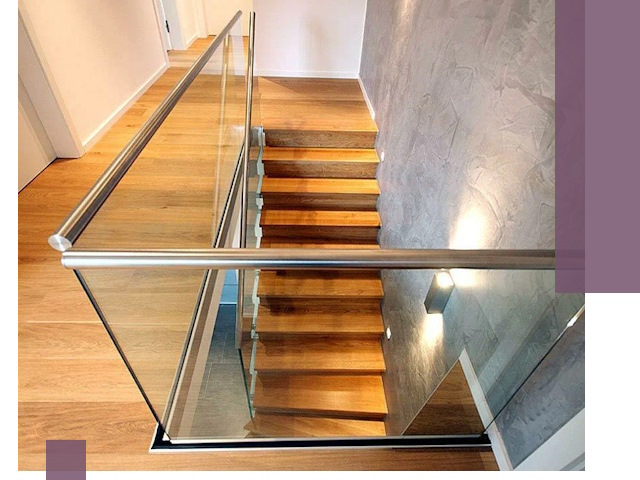 Перила для лестницы в доме — изготовление и монтаж в Обнинске