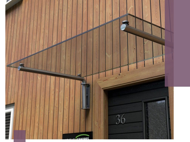 Стеклянные козырьки на входы и фасады в Обнинске