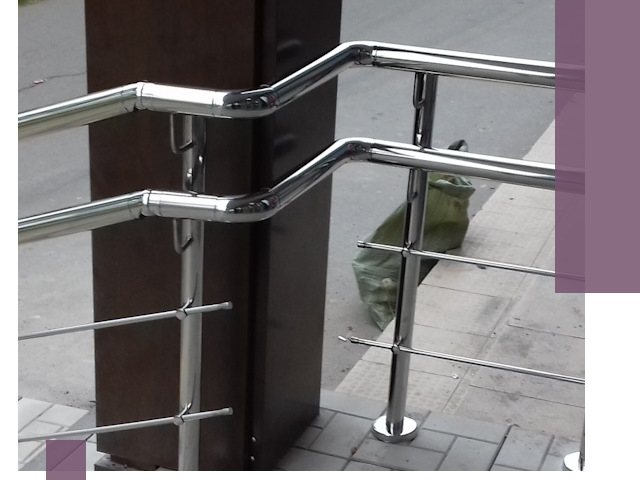 Монтаж поручней из нержавеющей стали в Обнинске качественно и быстро